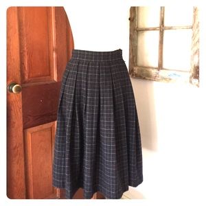 SALE ☀️ Forever 21 Skirt